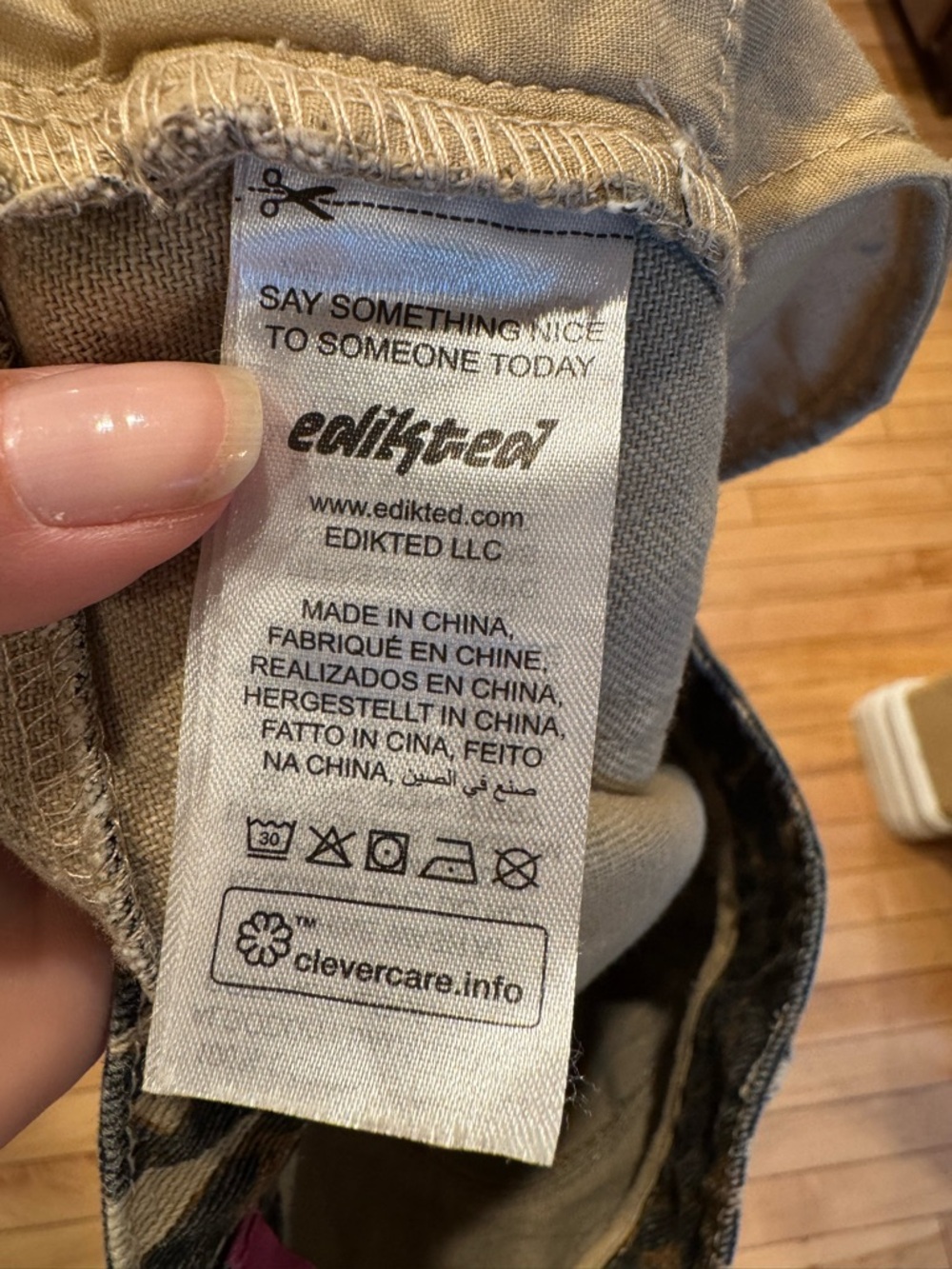 Edikted Leopard Print Jeans size small - Picture 4 of 5